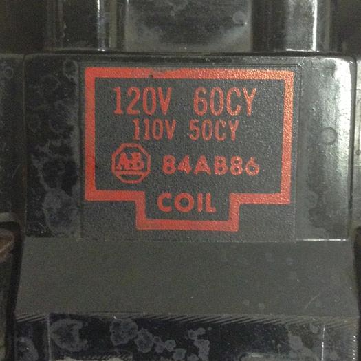 Used ALLEN BRADLEY AC Relay 700-N600A1 SER C #85062