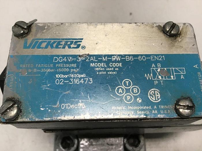 Used VICKERS Valve DG4V32ALMFWB660EN21 #138781