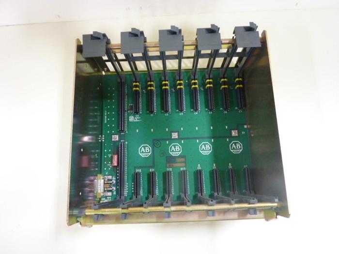 Used ALLEN BRADLEY Slot Rack 1771-A2B #69377
