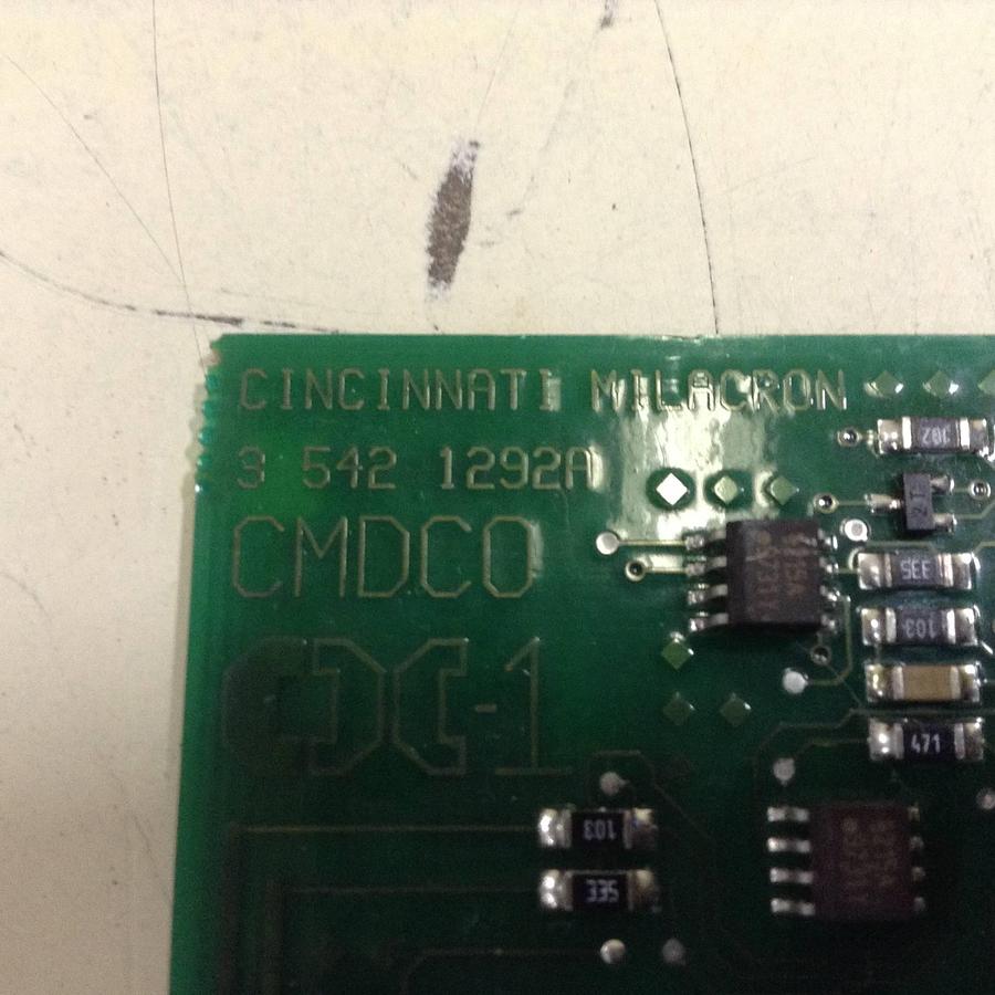 Used CINCINNATI MILACRON Circuit Board 3-542-1292A / BRACKET Used