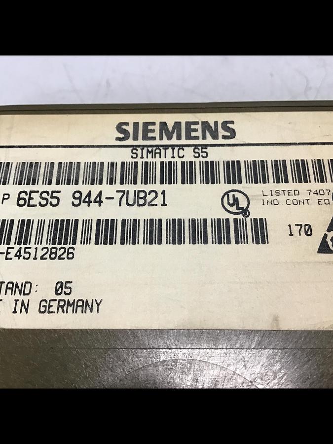 Used SIEMENS CPU Module 6ES5 944-7UB21 #134243