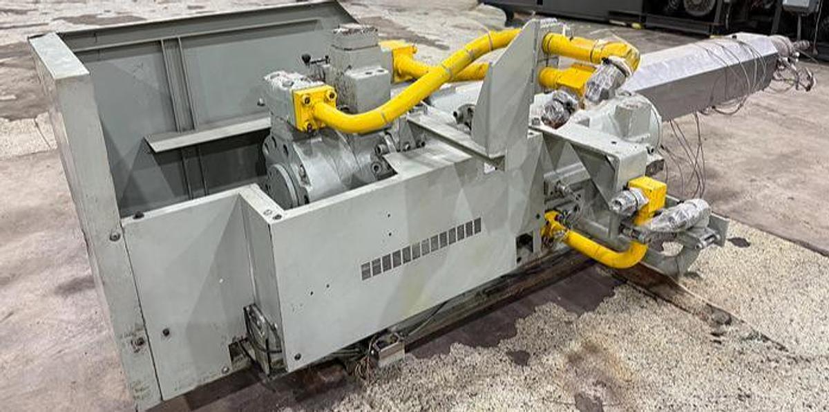 Used TOSHIBA ISG390S10-194T INJECTION UNIT
