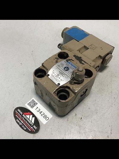 Used VICKERS Valve CG5060AFMUHL7110 #134280