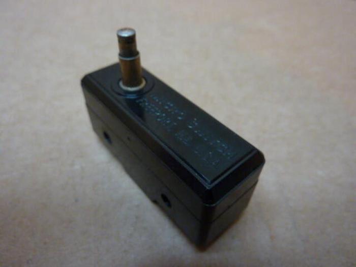 Used MICRO SWITCH Basic Switch BZ-2RS-A2 #27539