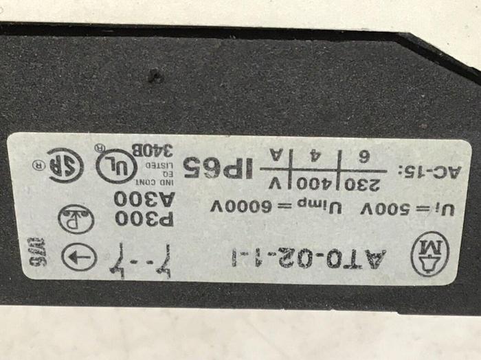 Used MOELLER Limit Switch AT0-02-1-I #122265