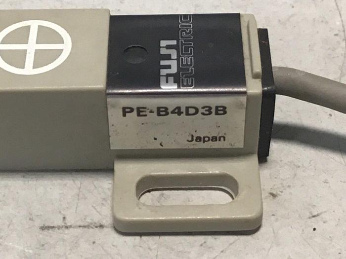 Used FUJI ELECTRIC Proximity Switch PE-B4D3 #128354