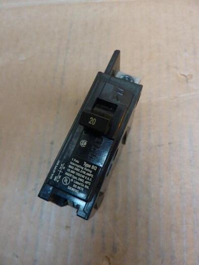 Used SIEMENS 20 Amp Circuit Breaker BQ120 #22443