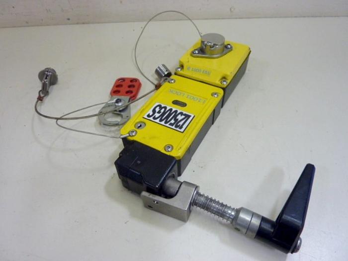 Used SICK Safety Interlock IE 1000 ES1 #67216