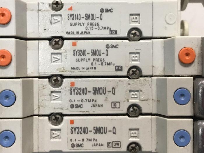 Used SMC Manifold w/ Valves SY3140-5M0U-Q #120935