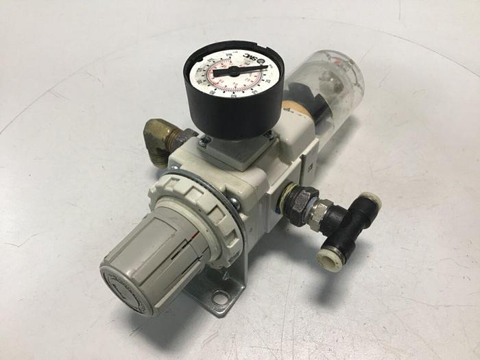 Used SMC Filter Regulator AW30-N03B-Z-B #115105