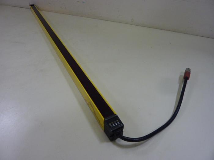 Used STI Light Curtain Receiver MCF47-14-900-R1 USED