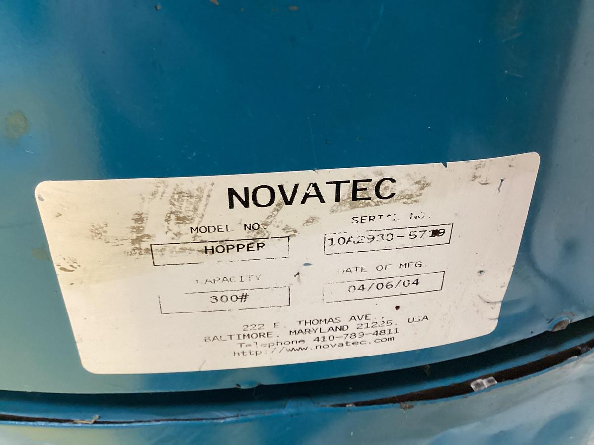 Used NOVATEC Hopper