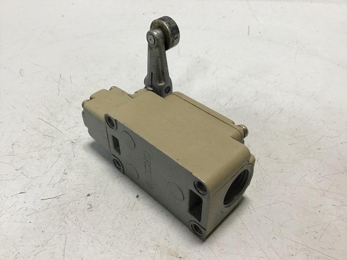 Used YAMATAKE Micro Limit Switch 1LS1-J #122156