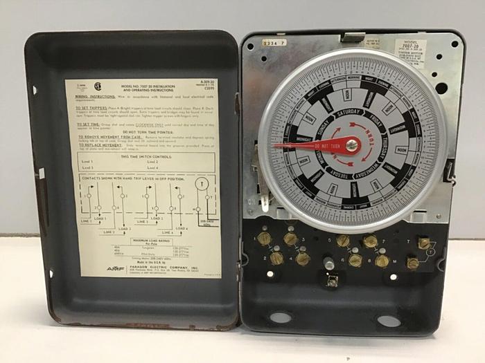 Used PARAGON Time Switch 7007-20 #130597