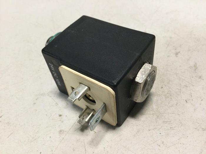 Used INFICON Solenoid Valve VAM005-X LI-9496 BALZERS #104343