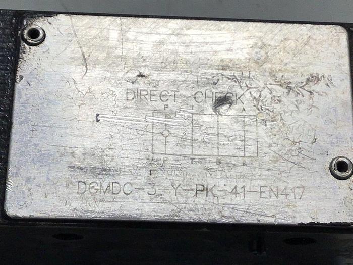 Used VICKERS Direct Check Valve DGMDC-3-Y-PK-41-EN417 #132971