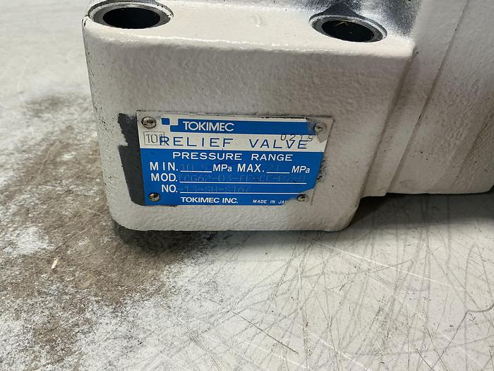 Used TOKIMEC DG4VS-3-0C-M-P7-H-7-P12-52