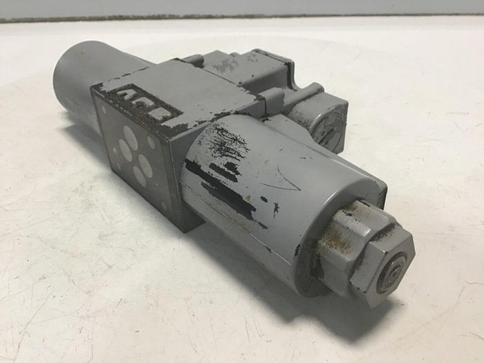 Used SUMITOMO Valve DSV-G02-44C-D2-10 #137704