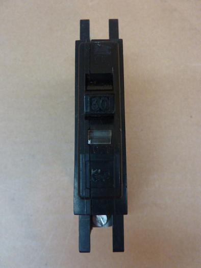Used SQUARE D 30 Amp Circuit Breaker QOU130 #33007