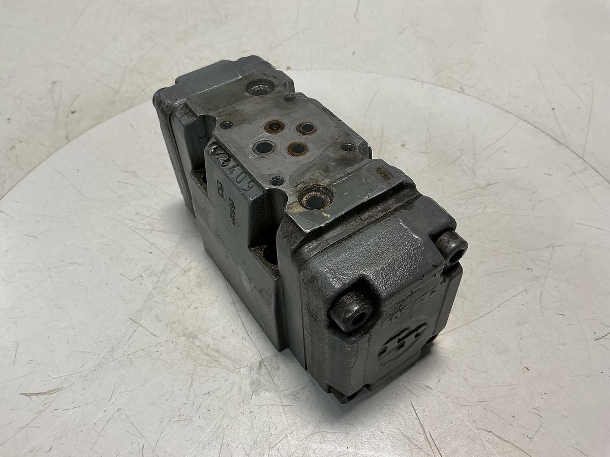 Used REXROTH 4WEH10E20/6AG-24N9ETK4/B10V