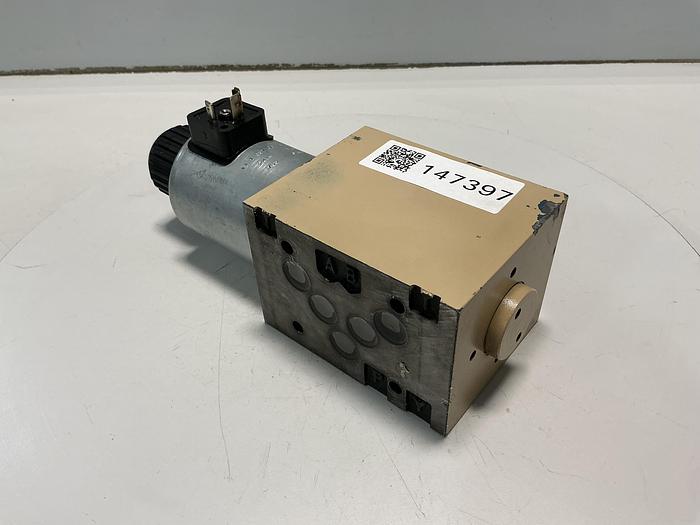 Used BOSCH 0 810 001 825