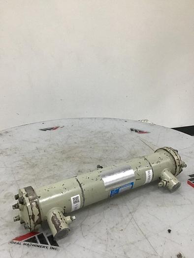 Used YASUI SEISAKUSHO Heat Exchanger Y-89670 Used
