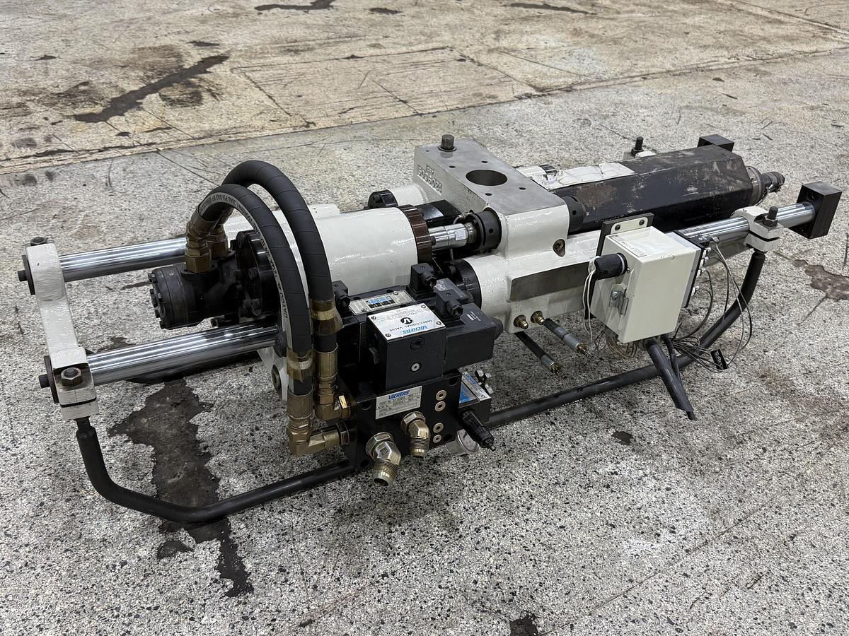 Used CINCINNATI MILACRON VSX 85-2.27 INJECTION UNIT