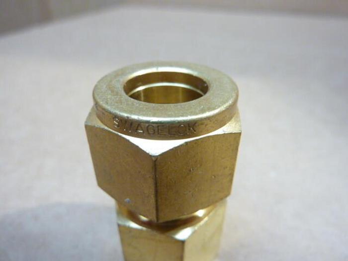 SWAGELOK Female Connector B-810-7-4 #39376