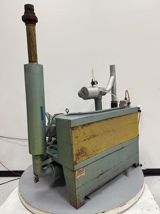 Used AEC WHITLOCK Vacuum Pump 52044 USED #152534