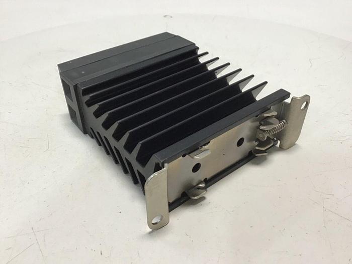 Used CONTINENTAL INDUSTRIES Solid State Relay RSDA-660-25-1DE #134758