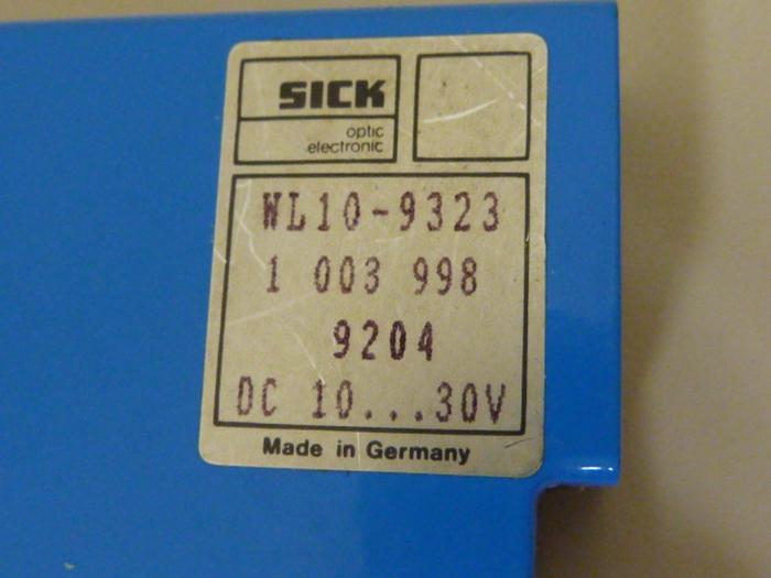 Used SICK OPTIC ELECTRONIC Photoelectric Sensor WL10-9323 USED