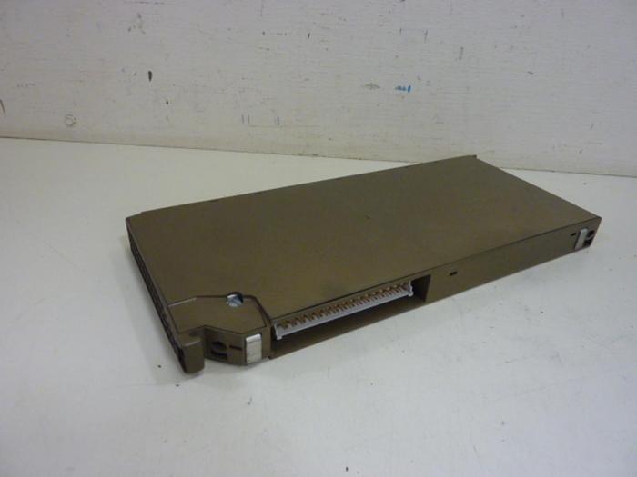 Used SIEMENS I/O Module 6ES5 306-7LA11 #57761
