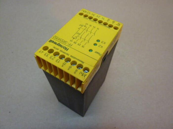 Used HONEYWELL Emergency Stop Module FF-SRS59352 #34877