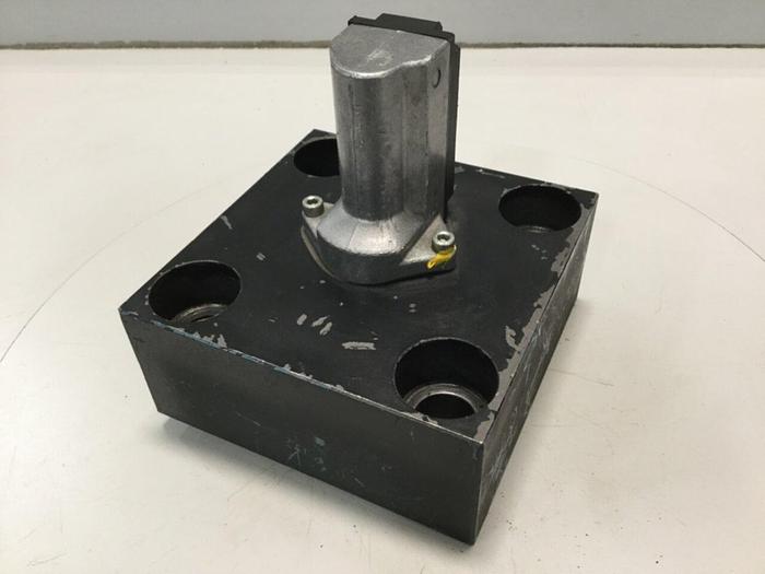 Used BOSCH Valve 0 811 402 639 #109925