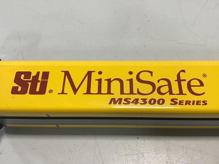 Used STI Light Curtain Receiver MS4324BR #130196
