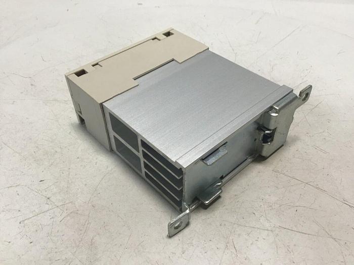 Used OMRON Solid State Relay G3PA-420B #129535