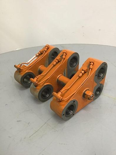 Used CINCINNATI MILACRON Triple Mount Toggle Link 3927600 Used