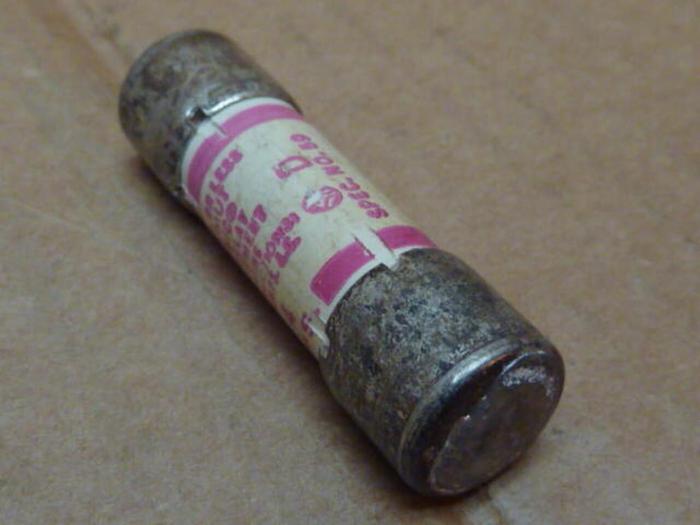 Used GOULD / SHAWMUT 4 Amp Fuse TR4 #26933