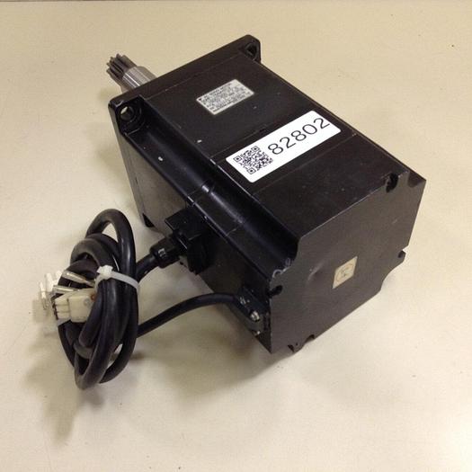 Used YASKAWA AC Servo Motor SGMP-15AWYR12 #82802