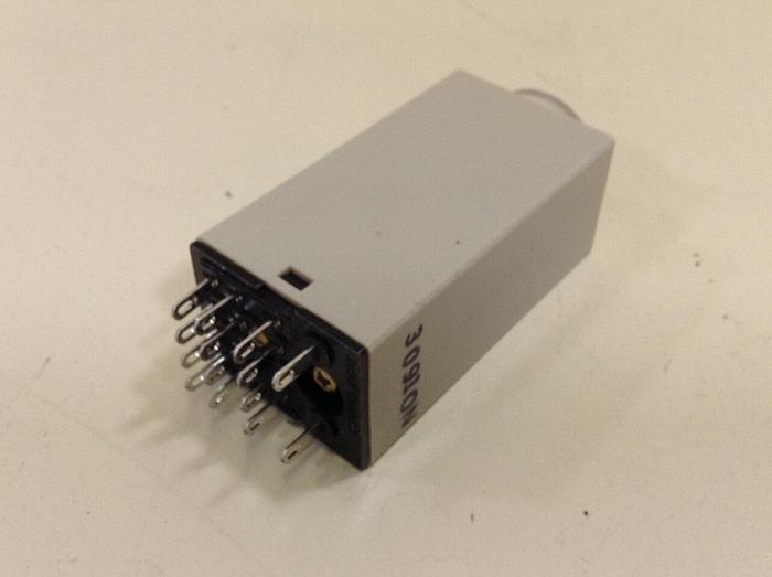 OMRON Timer H3Y-4-30 SECOND #79513