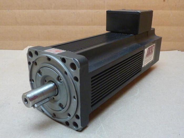 Used MOOG 1.73 HP Servo Motor T-1-M6-030-10-02-16 Used