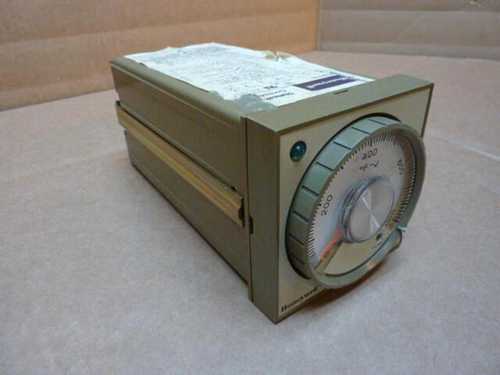Used HONEYWELL Controller 24001458-001 #27760