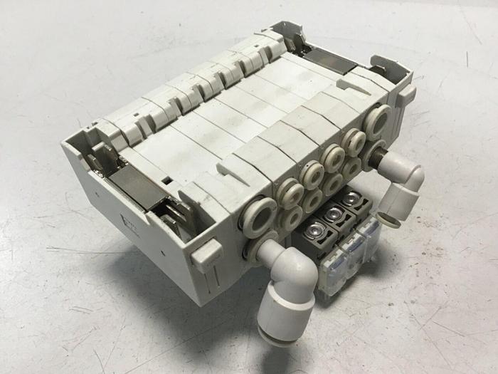 Used SMC Manifold w/ Valves SY3140-5M0U-Q #120937