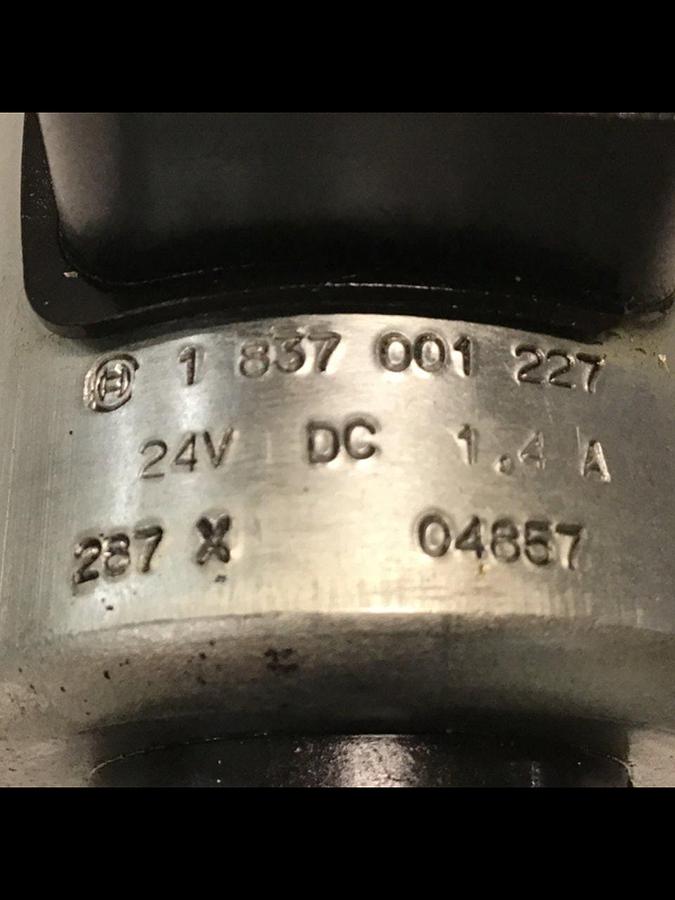 Used BOSCH Directional Valve 081WV06P1V1090WS024/00D51 Used #144786