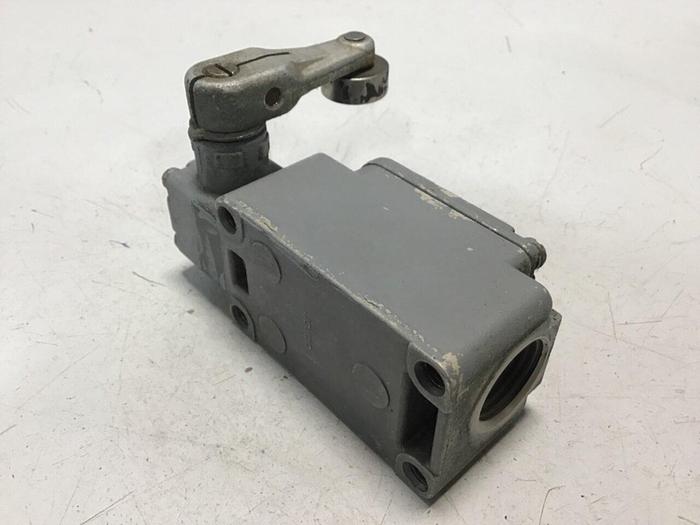 Used OMRON Limit Switch WLCA2-2 #121887