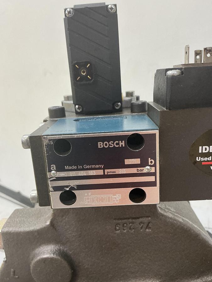 Used BOSCH 0 811 404 163