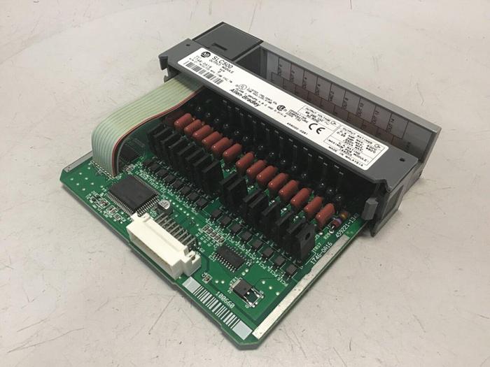 Used ALLEN BRADLEY Output Module 1746-OA16 SER D #53972
