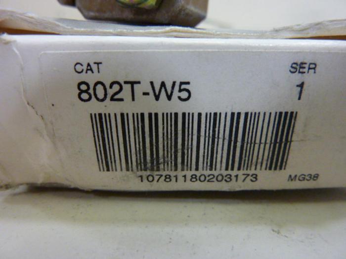 Used ALLEN BRADLEY Actuator Arm 802T-W5 SER 1 #52456