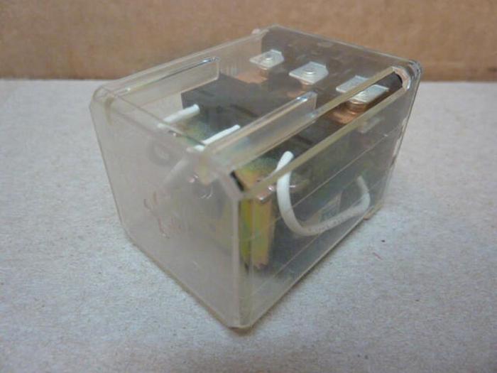 Used AROMAT Relay AW525298 #31096