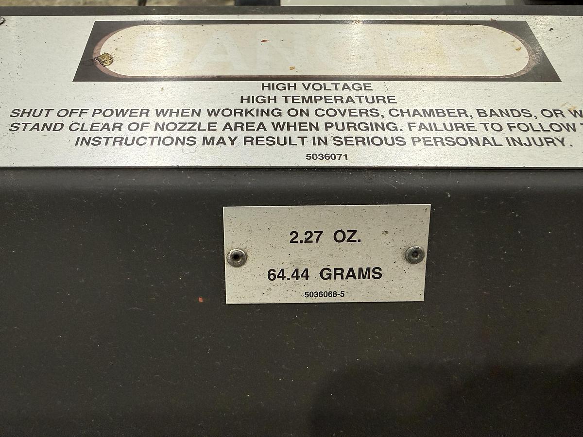 Used CINCINNATI MILACRON VSX 55-2.27 INJECTION UNIT